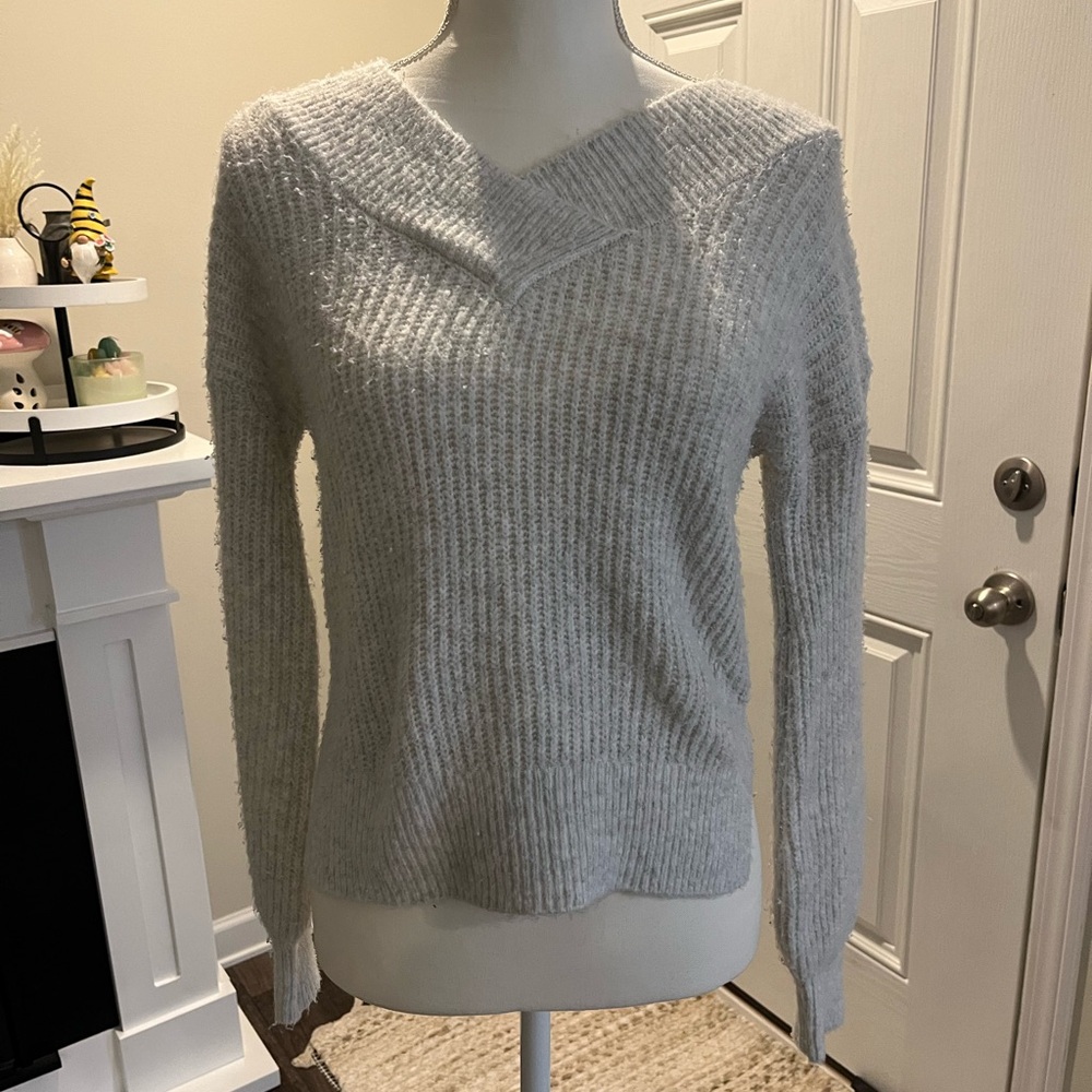 Womens light gray super soft sweater size small